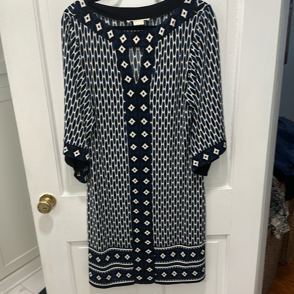 Michael Kohrs Dress. Size M  Beautiful Print - Picture 1 of 3